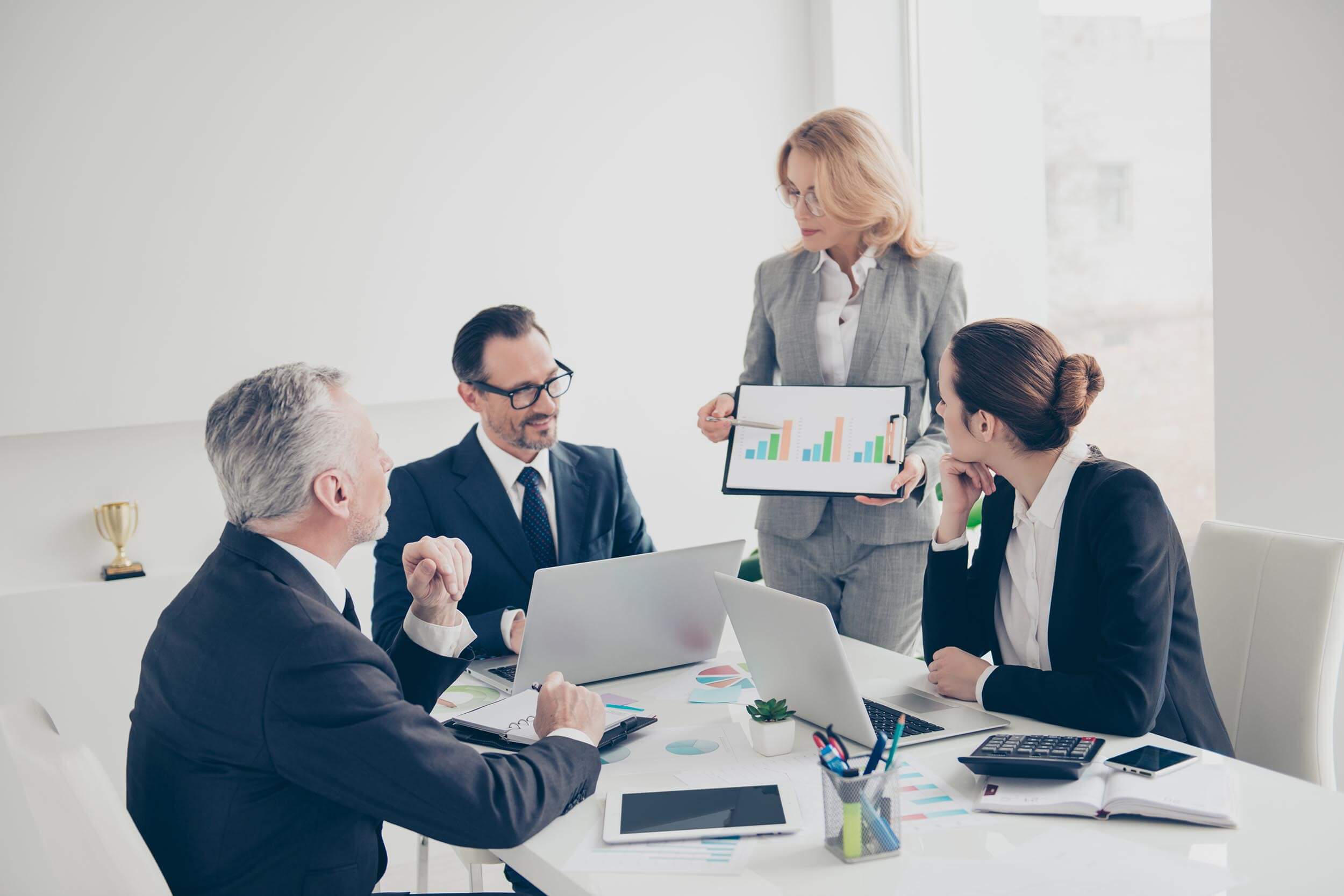 Outsourcing y desarrollo web: soluciones eficientes para el crecimiento de empresas en Argentina y EE.UU